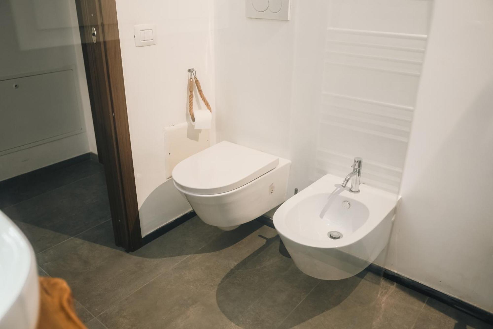 Suite Piazza Mazzini 90 Mq 5 Lecce Eksteriør billede