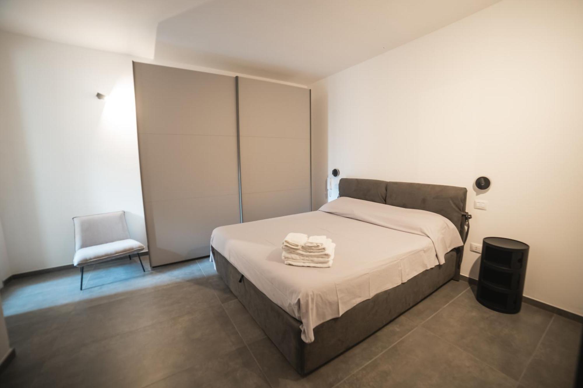 Suite Piazza Mazzini 90 Mq 5 Lecce Eksteriør billede